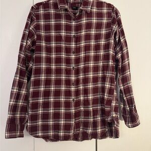 Uniqlo Burgundy and White Plaid Casual Shirt